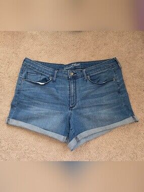 Universal Thread Mid-rise Blue Denim Shorts